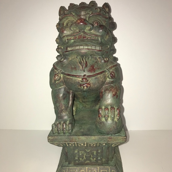 Chinese Wooden Foo Dog bust